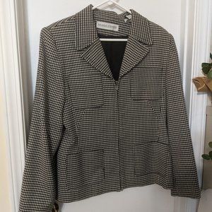 Short black and white jacket, size 12